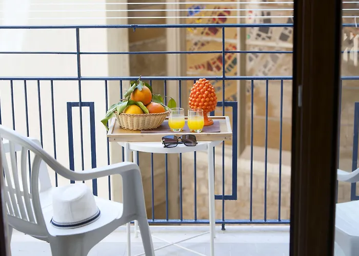 Lovely In Center Of *