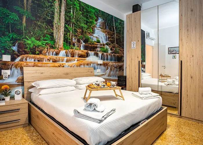 Lovely In Center Of Półwysep Sorrentyński