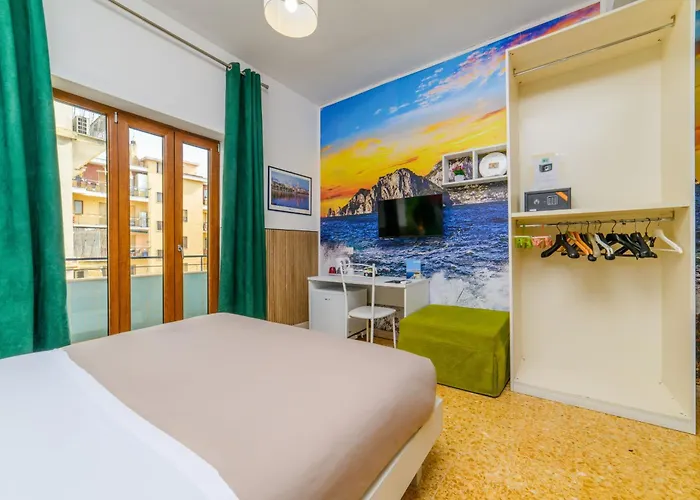 Lovely In Center Of Półwysep Sorrentyński