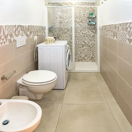 Lovely In Center Of Appartement *